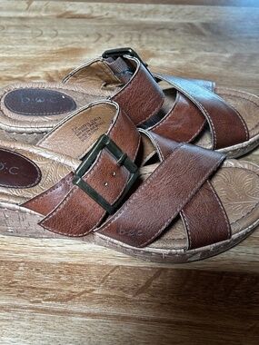 B.o.c by Born wedged sandals Strappy with buckle size 7 Boho